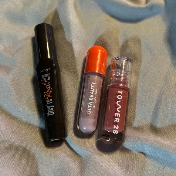 Benefit Double the Lip, tower and Ulta lippies bundle - Picture 1 of 6